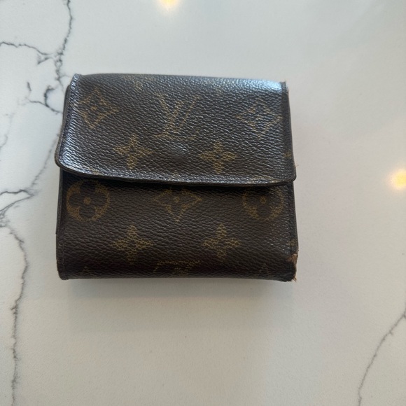 Auth.Louis Vuitton Monogram Bi-fold Card Wallet W/ gold hardware with coin pouch - Picture 1 of 10